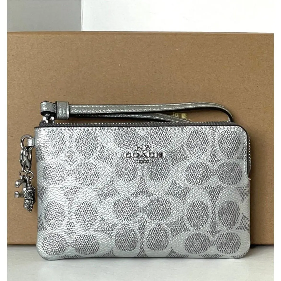 Coach Corner Zip Wristlet CCK93 Silver Signature Canvas Charms Boxed