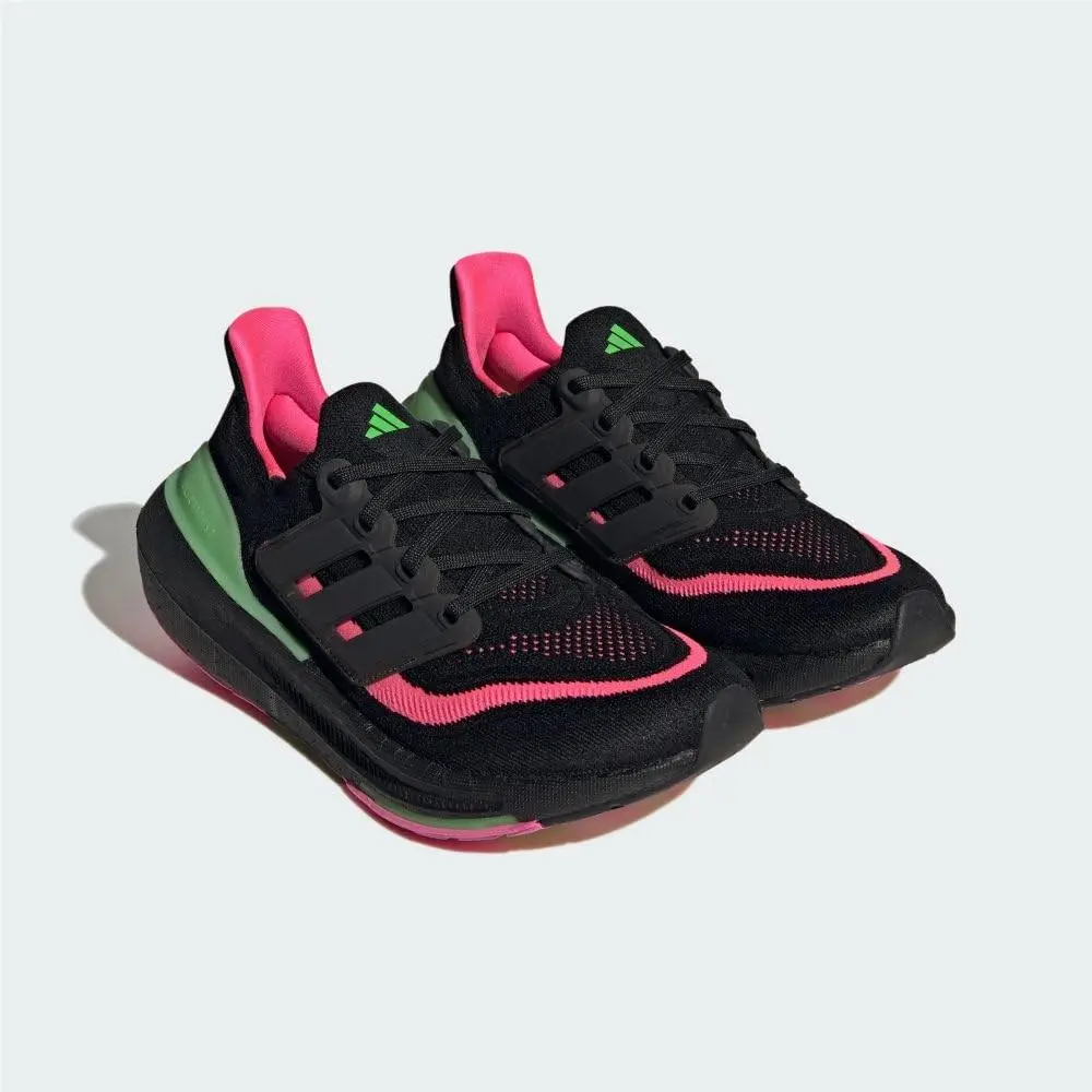 Adidas shoes - Black (UPC: 196464876500) 0