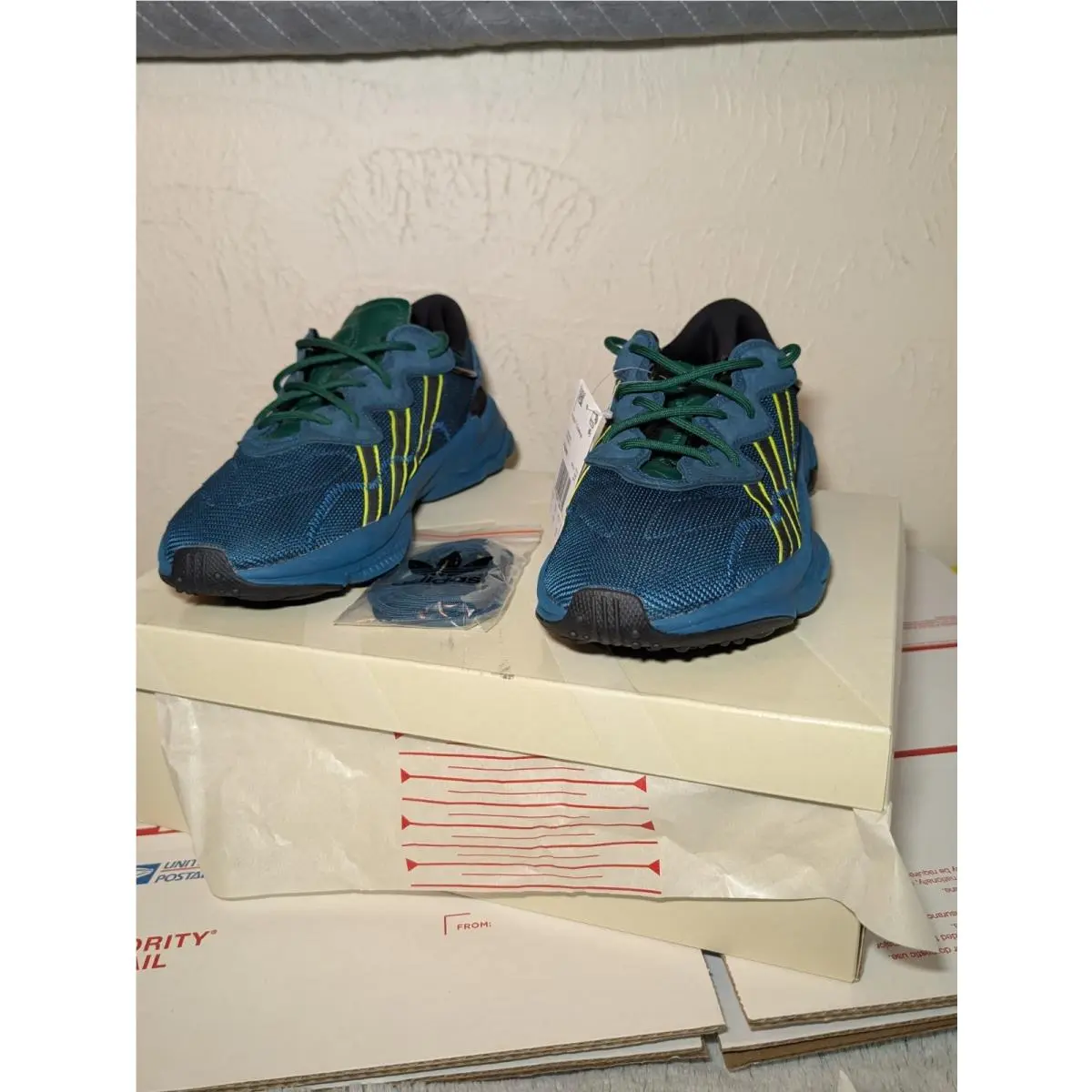 Adidas shoes - adidas Ozweego - Ozweego - FV2480 - Green 12