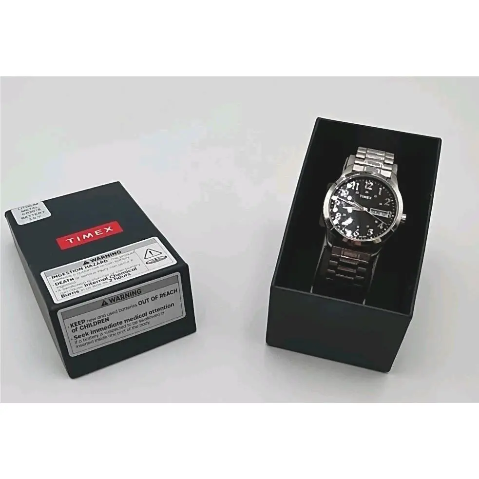 Timex Men`s Expansion Band Watch Leather Strap Box Set Z4-B4