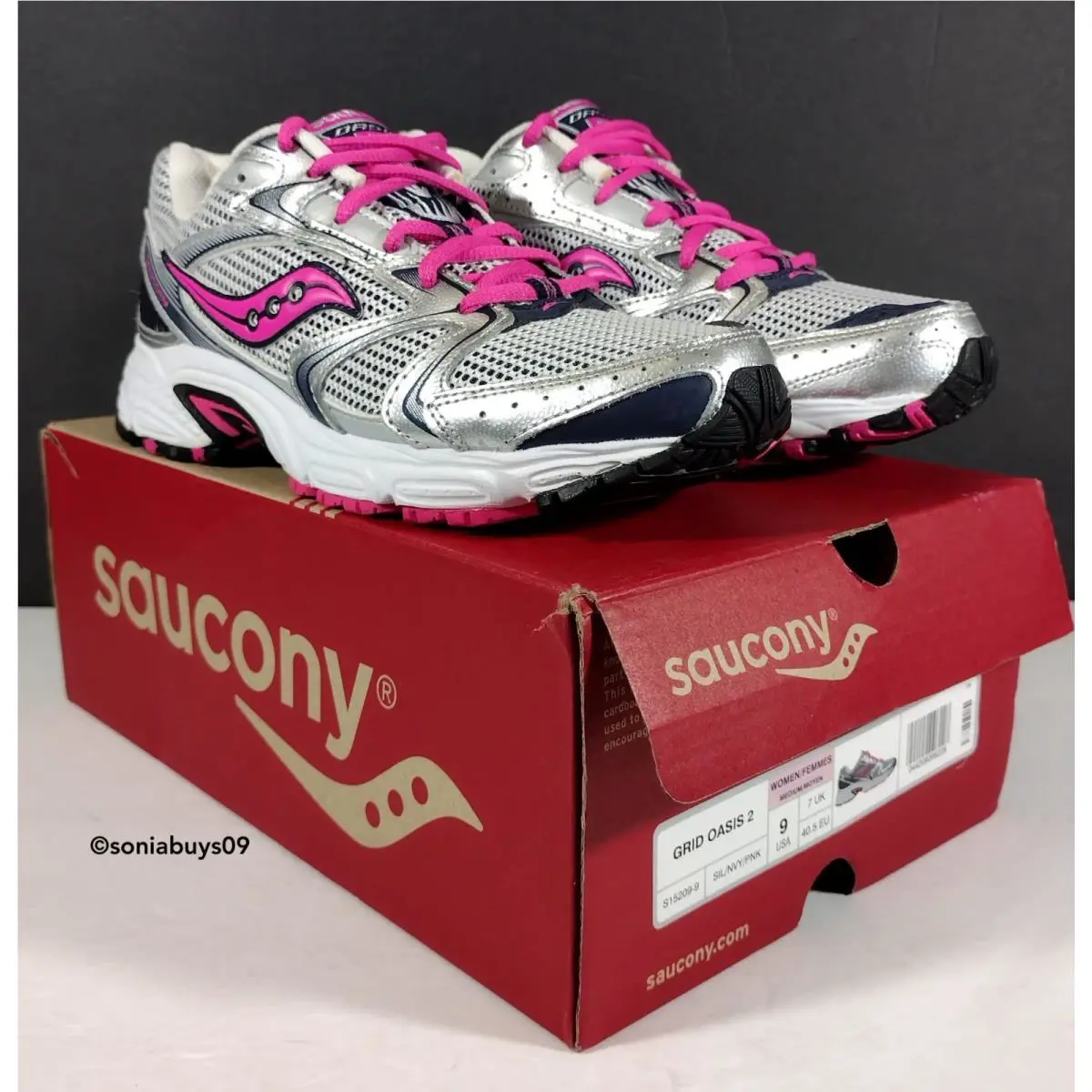 Saucony shoes - Silver/Navy/Pink 11