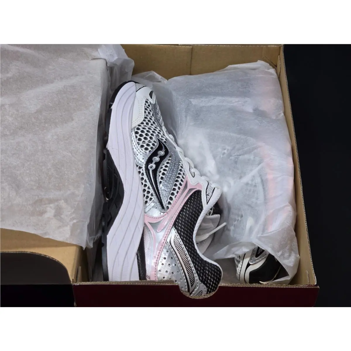 Saucony shoes - Saucony ProGrid Omni - ProGrid Omni - S70739-16 - White 6