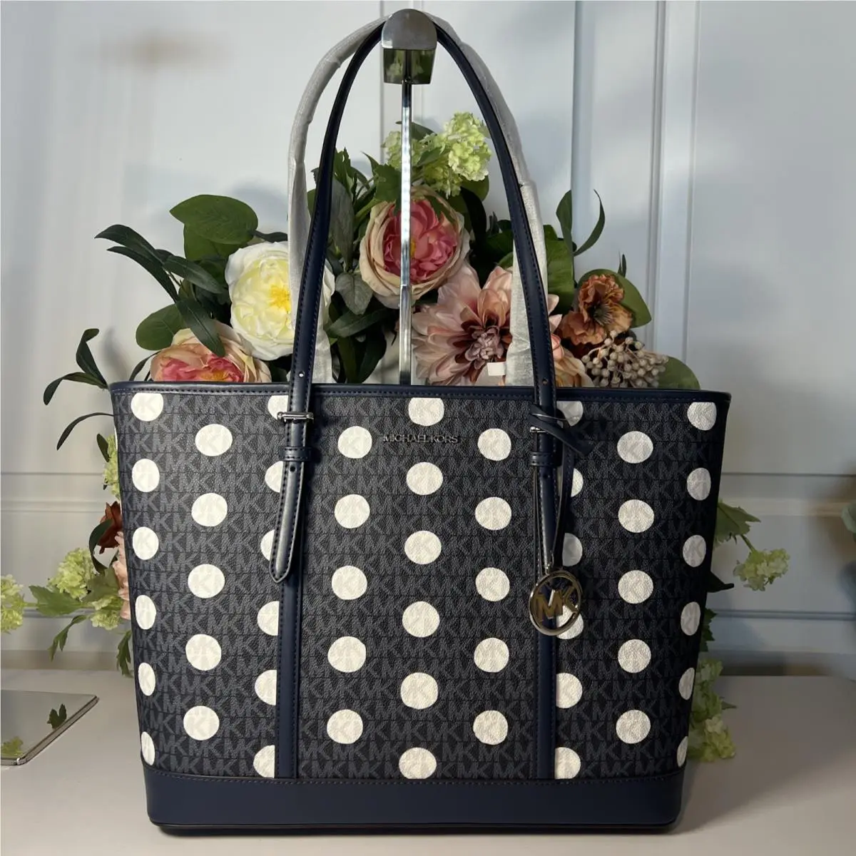 Michael Kors MK Dots Jet Set Travel Large Shoulder Tote Bag Navy Blue/white