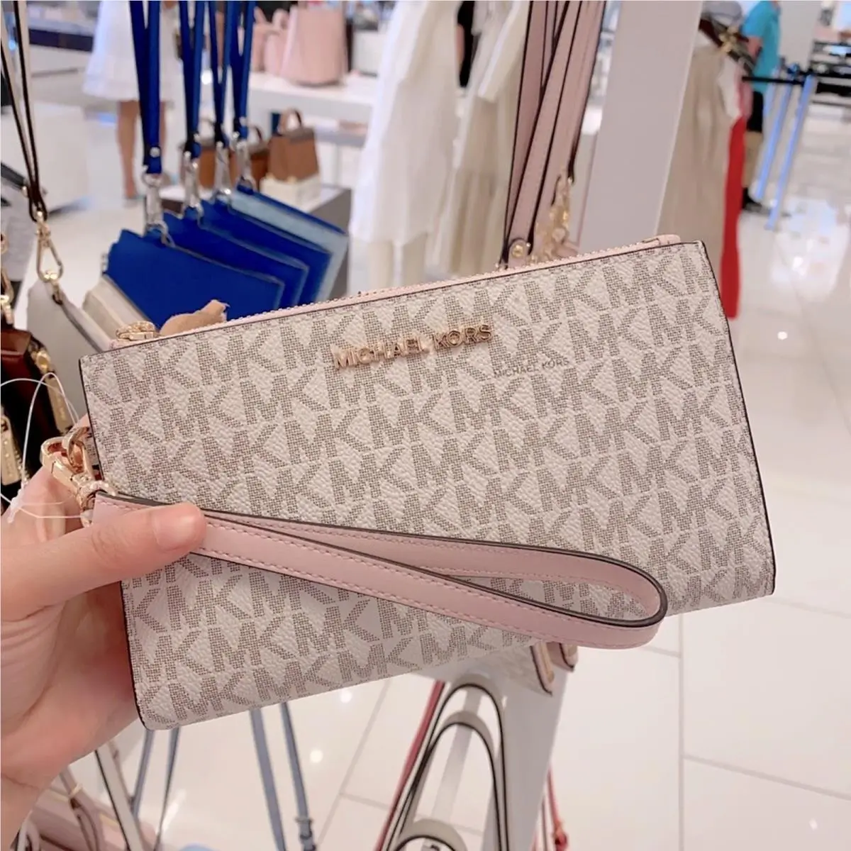 Michael Kors Jet Set Travel Double Zip Wristlet