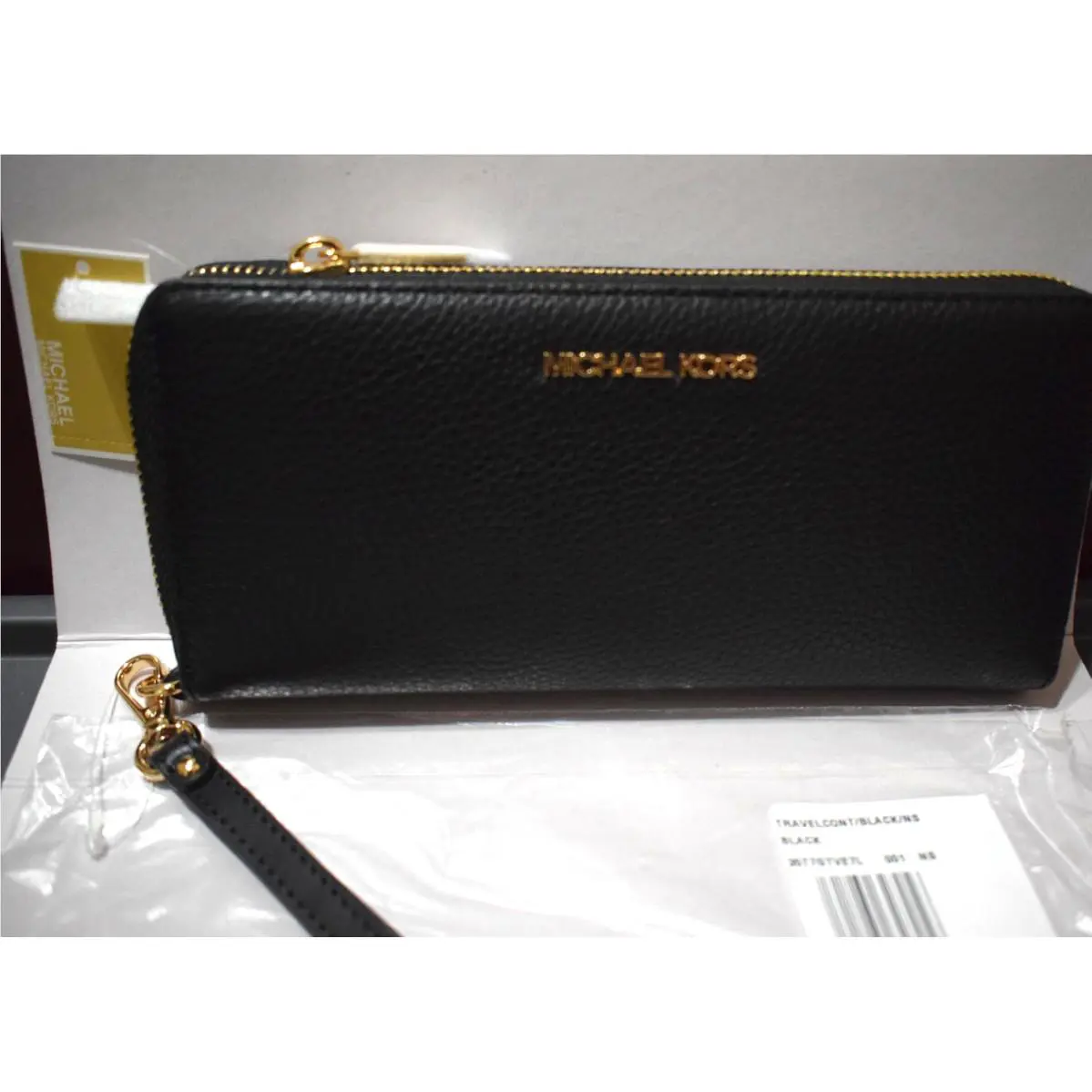 Michael Kors Jet Set Travel Large Pebbled Leather Wristlet Black