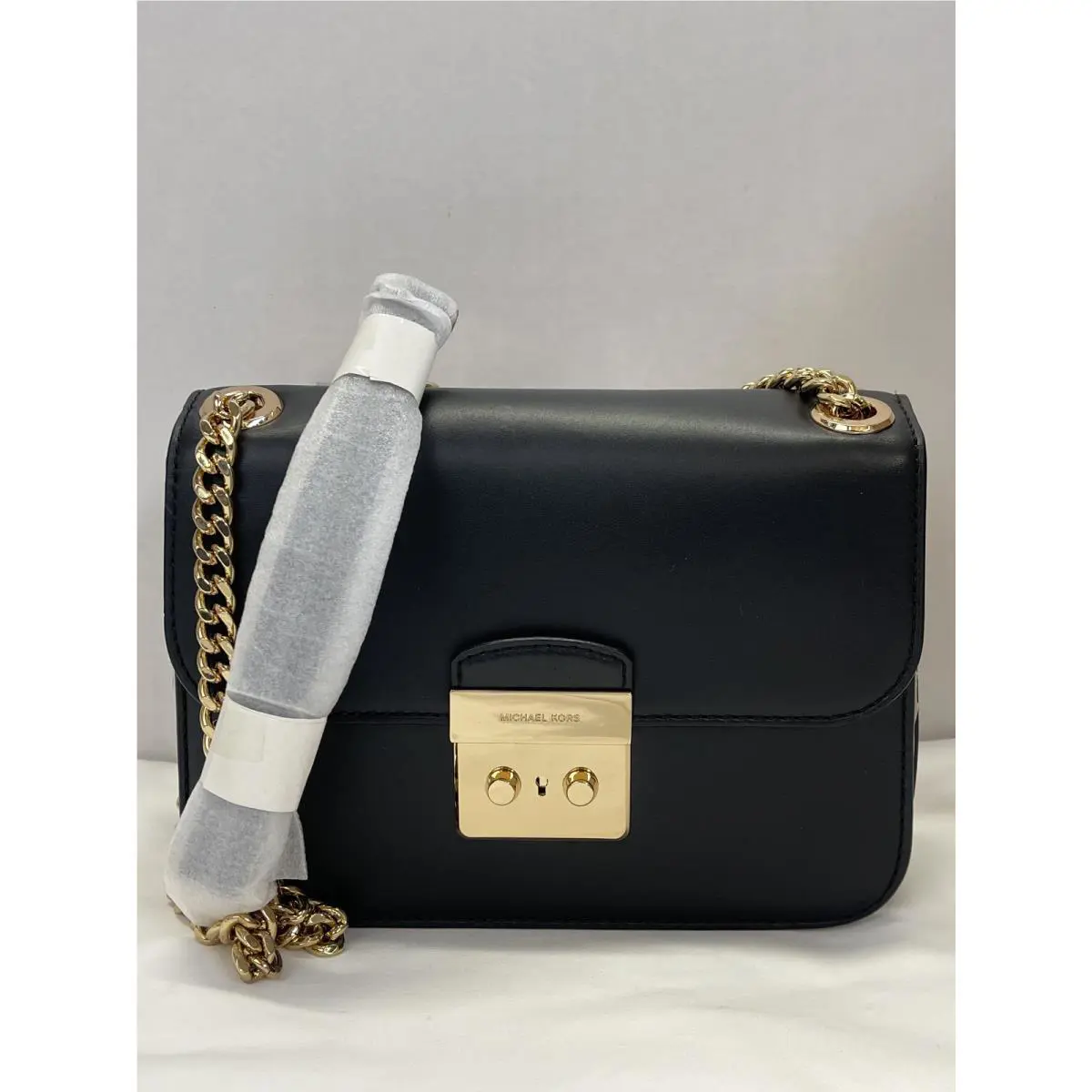 Michael Kors Women`s Sloan Editor Medium Chain Shoulder Bag-black