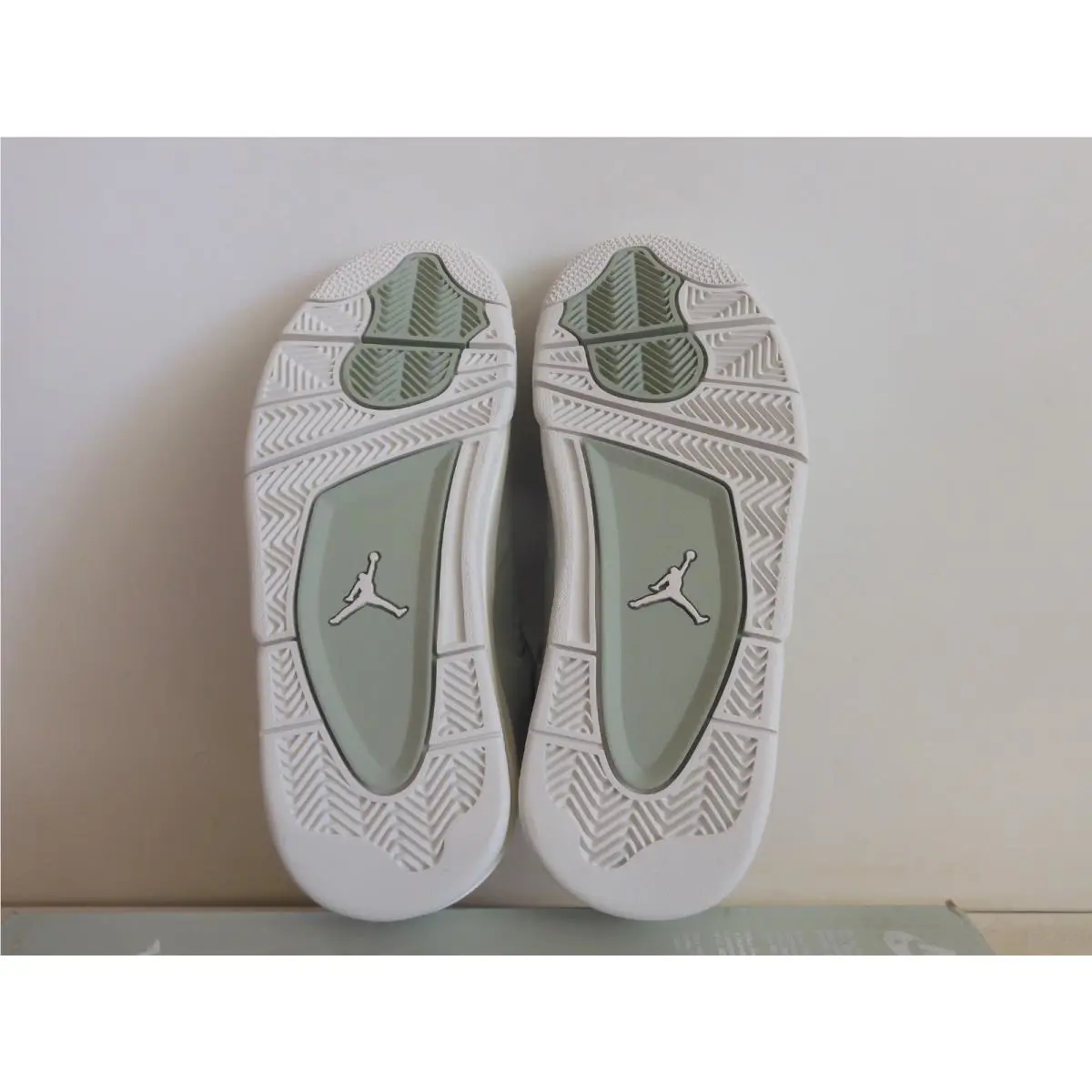 Nike shoes - Air Jordan 4 - Air - HV0823-003 - Green 37