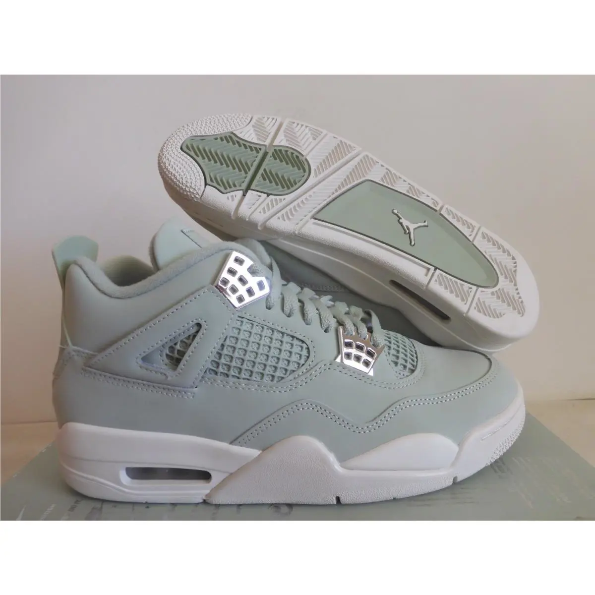 Nike shoes - Air Jordan 4 - Air - HV0823-003 - Green 39