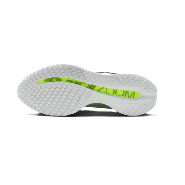 Nike shoes - White/Volt/Black 14