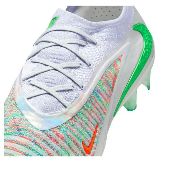 Nike shoes - Multi-Color/Crimson 3