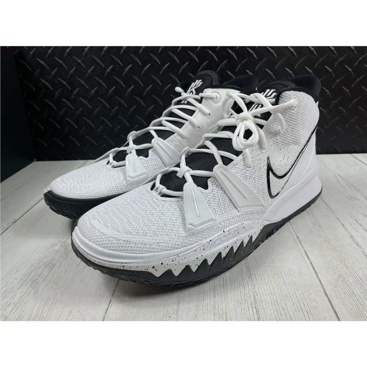 Nike shoes - Nike Kyrie 7 - Kyrie - DM5042-100 - White 3