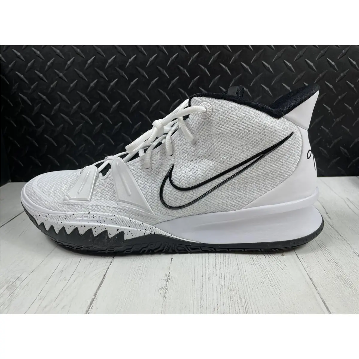 Nike shoes - Nike Kyrie 7 - Kyrie - DM5042-100 - White 7