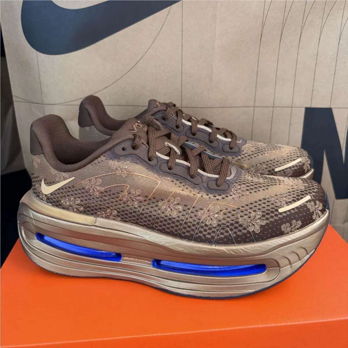 Nike Vomero Premium Cacao Wow Flat Stout Nby IQ0028-200 Women’s Size 8.5 - Brown