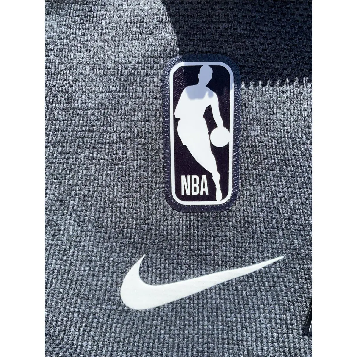 Nike clothing - Gray (UPC: 0193148389899) 2