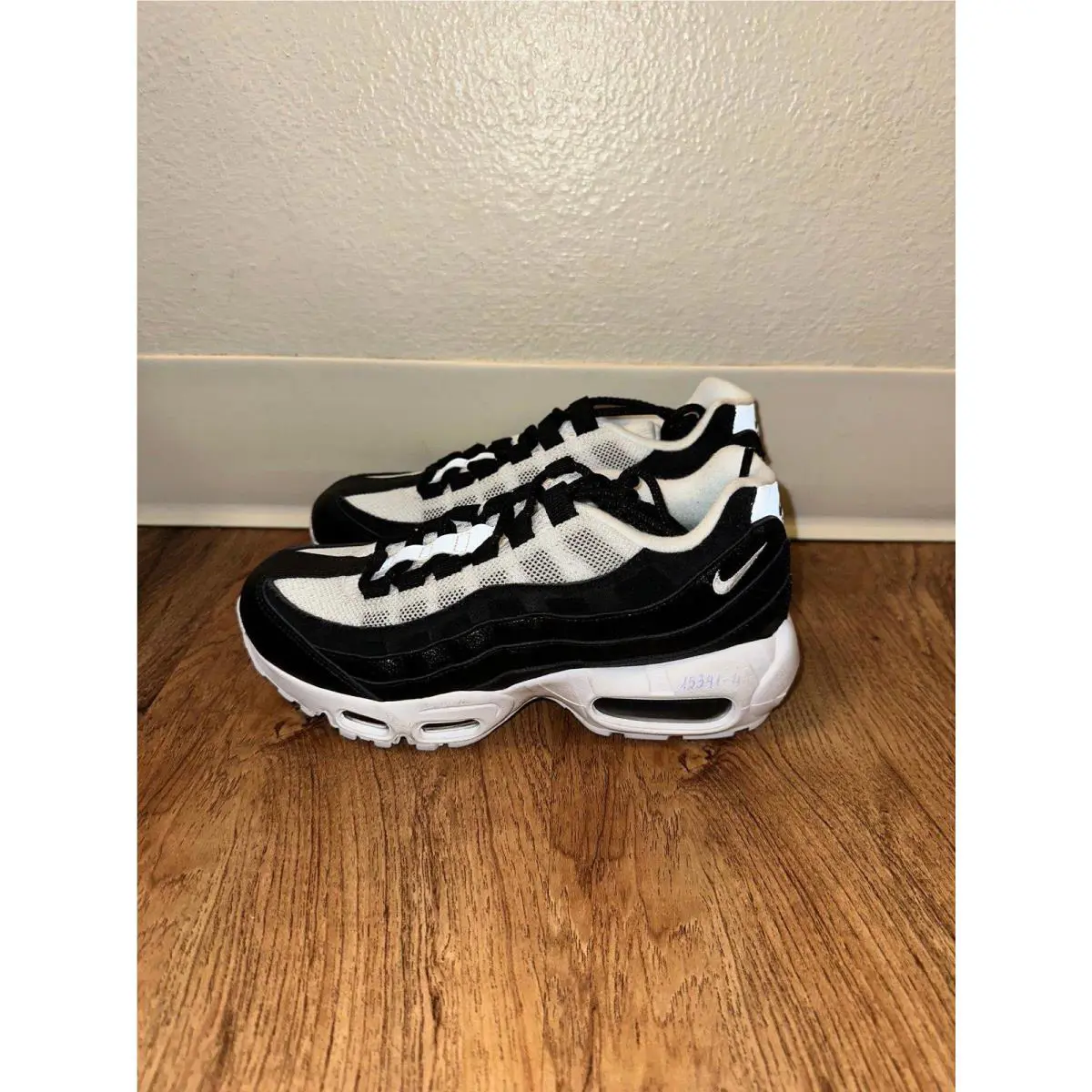 Nike shoes - NA - Black 1