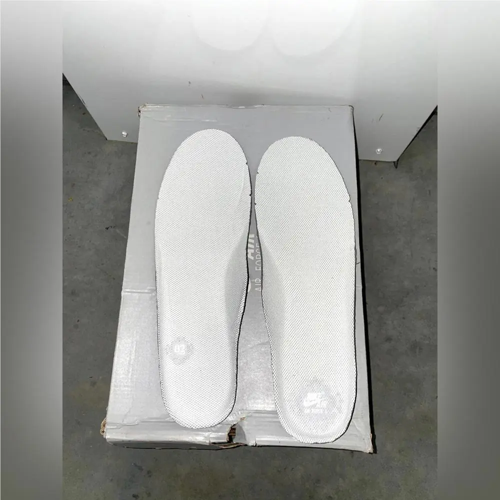 Nike shoes - White 6