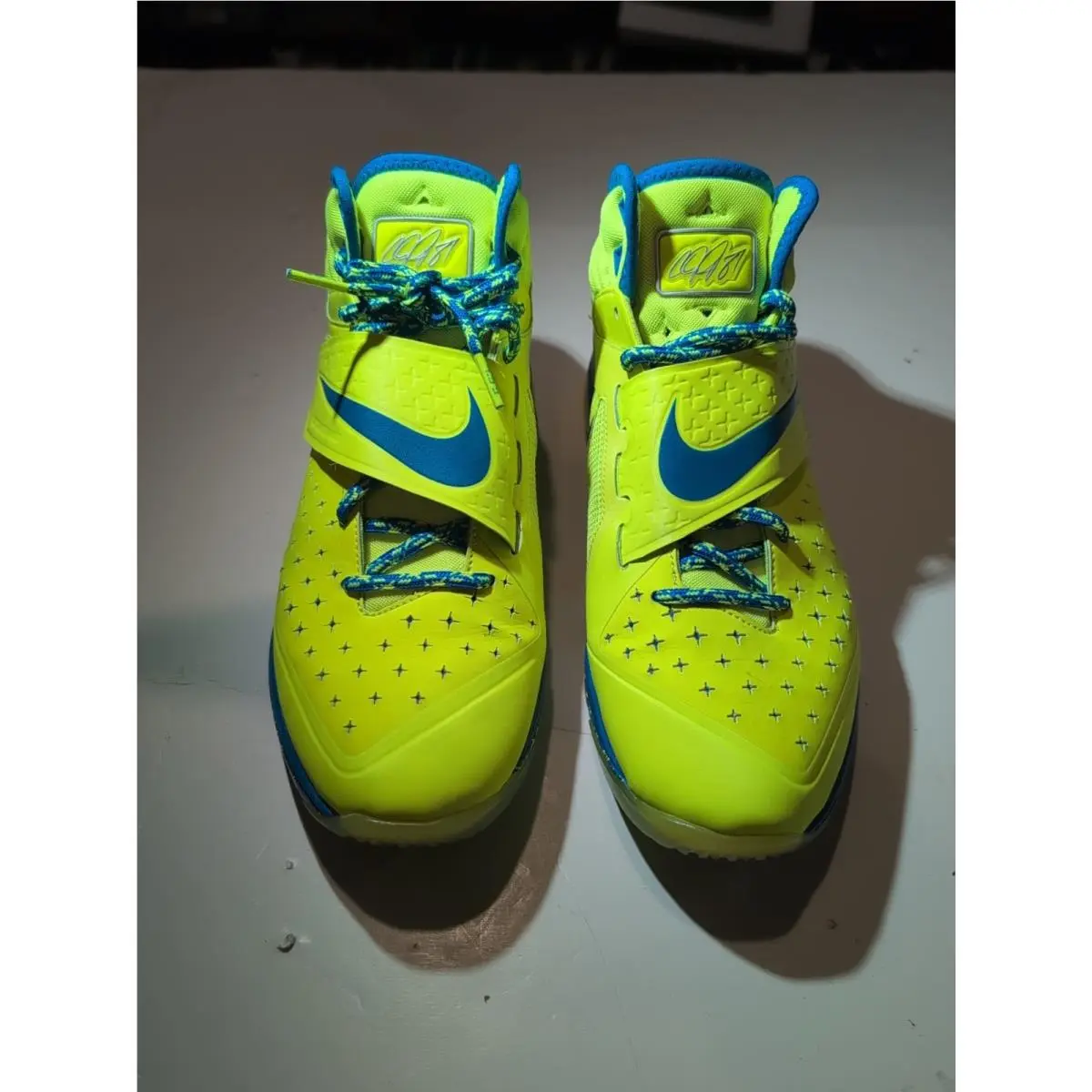 Nike CJ81 Trainer Max Calvin Johnson Megatron Volt Blue Men 8.5