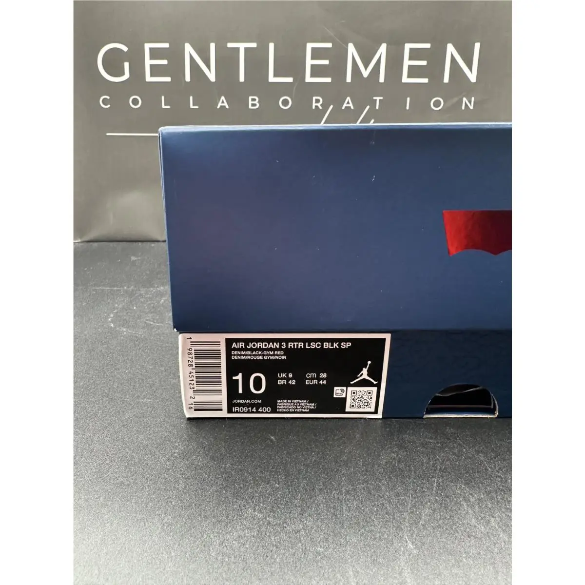 Nike shoes - Air Jordan 3 - Air - IR0914-400 - Black 6