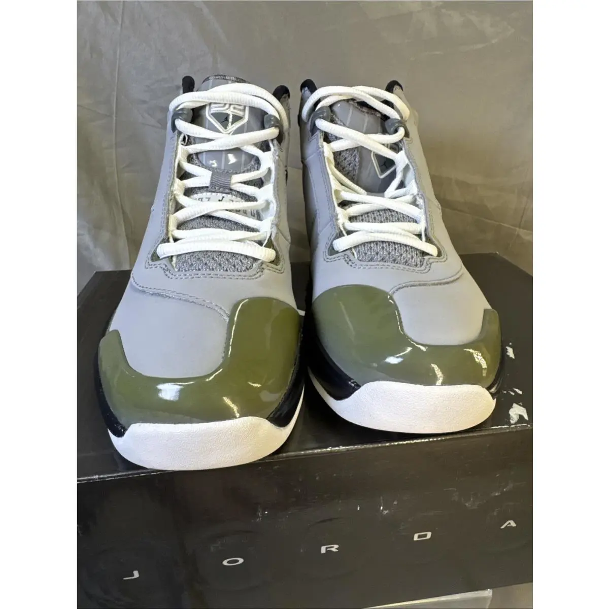 Nike shoes - Air Jordan Jeter - Air Jeter - 395253-002 - Gray (UPC: 00826218815645) 5