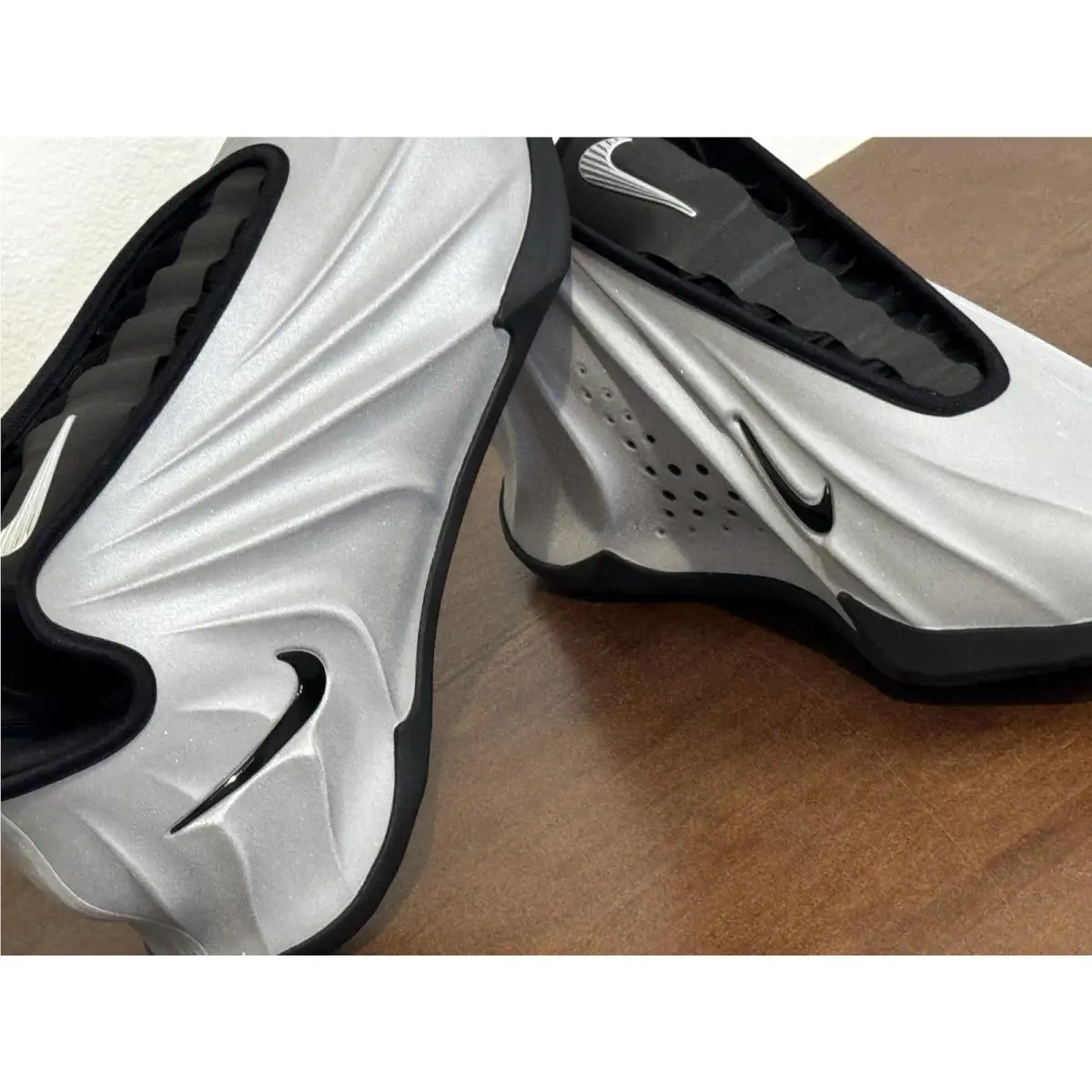 Nike shoes - Future - Future - Metallic Silver 4
