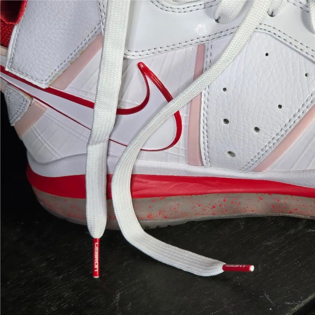 Nike shoes - LeBron 8 - LeBron - White 8