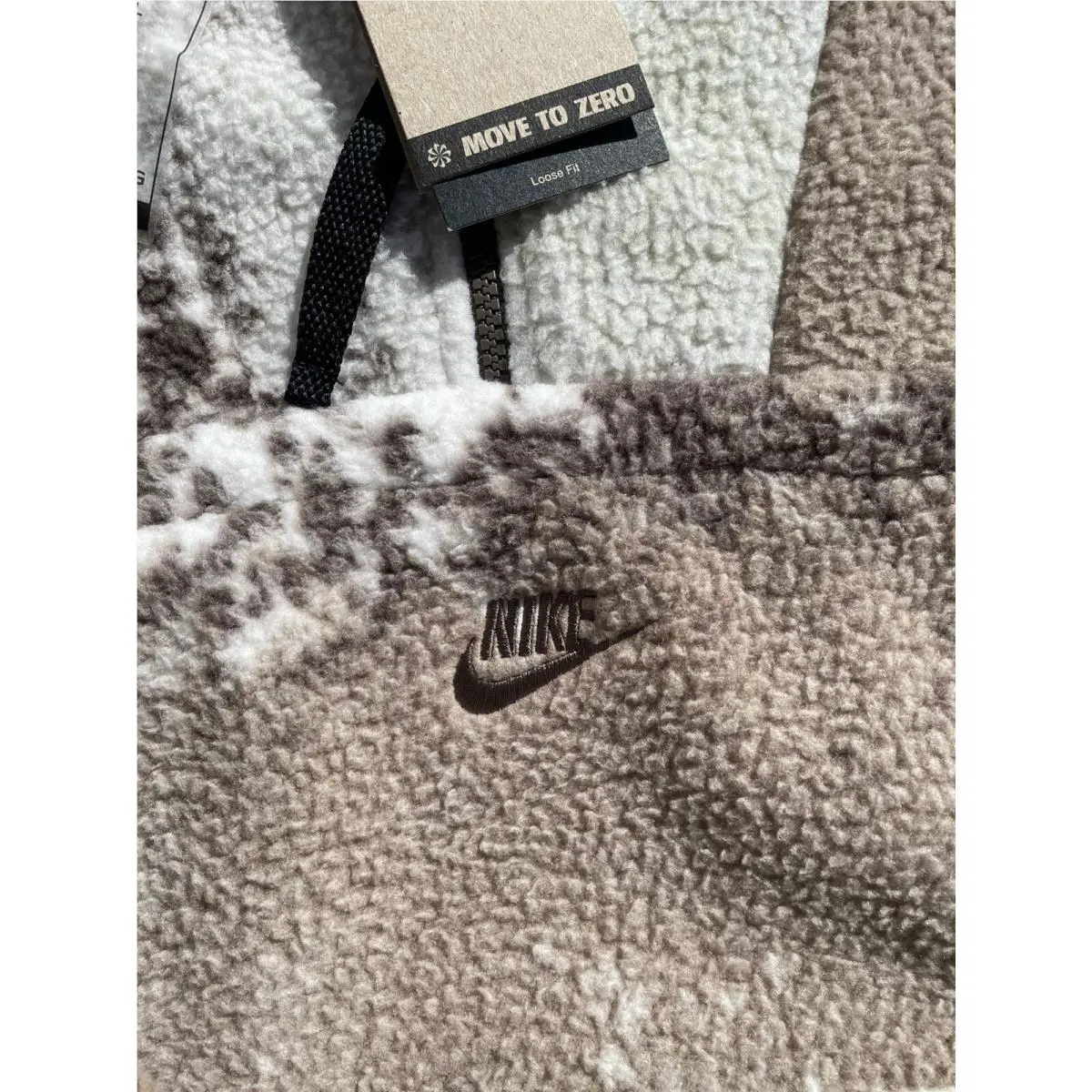 Nike clothing - Multicolor (UPC: 0195242970386) 3