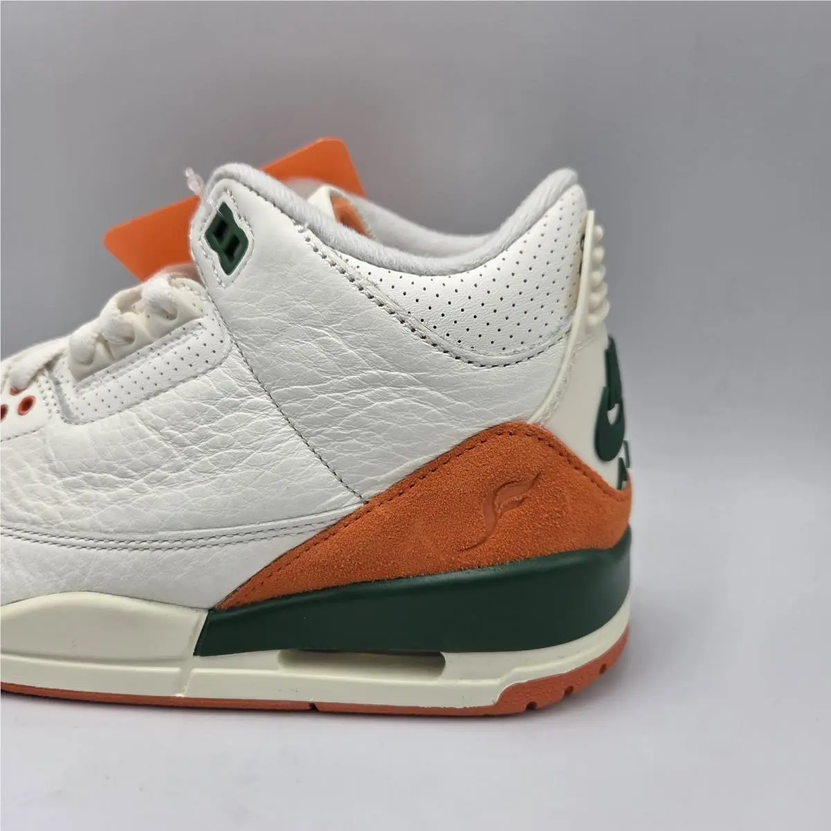 Nike shoes - Air Jordan 3 - Air - IF4491-100 - White, Manufacturer: Sail/Gorge Green/Bright Mandarin 1