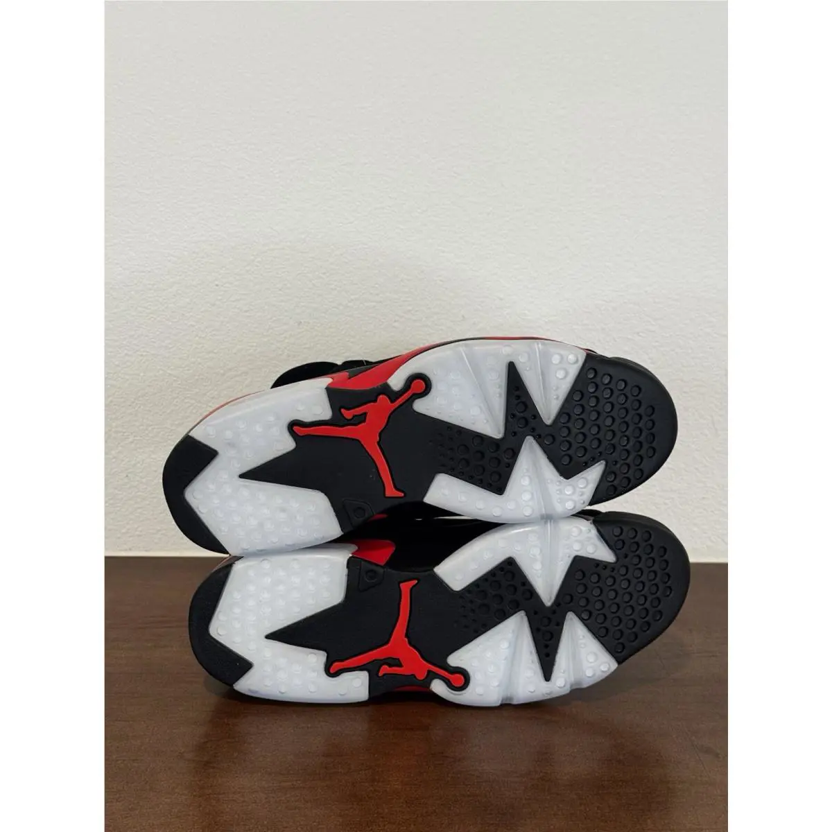 Nike shoes - Retro 6 - Retro - Multicolor 9