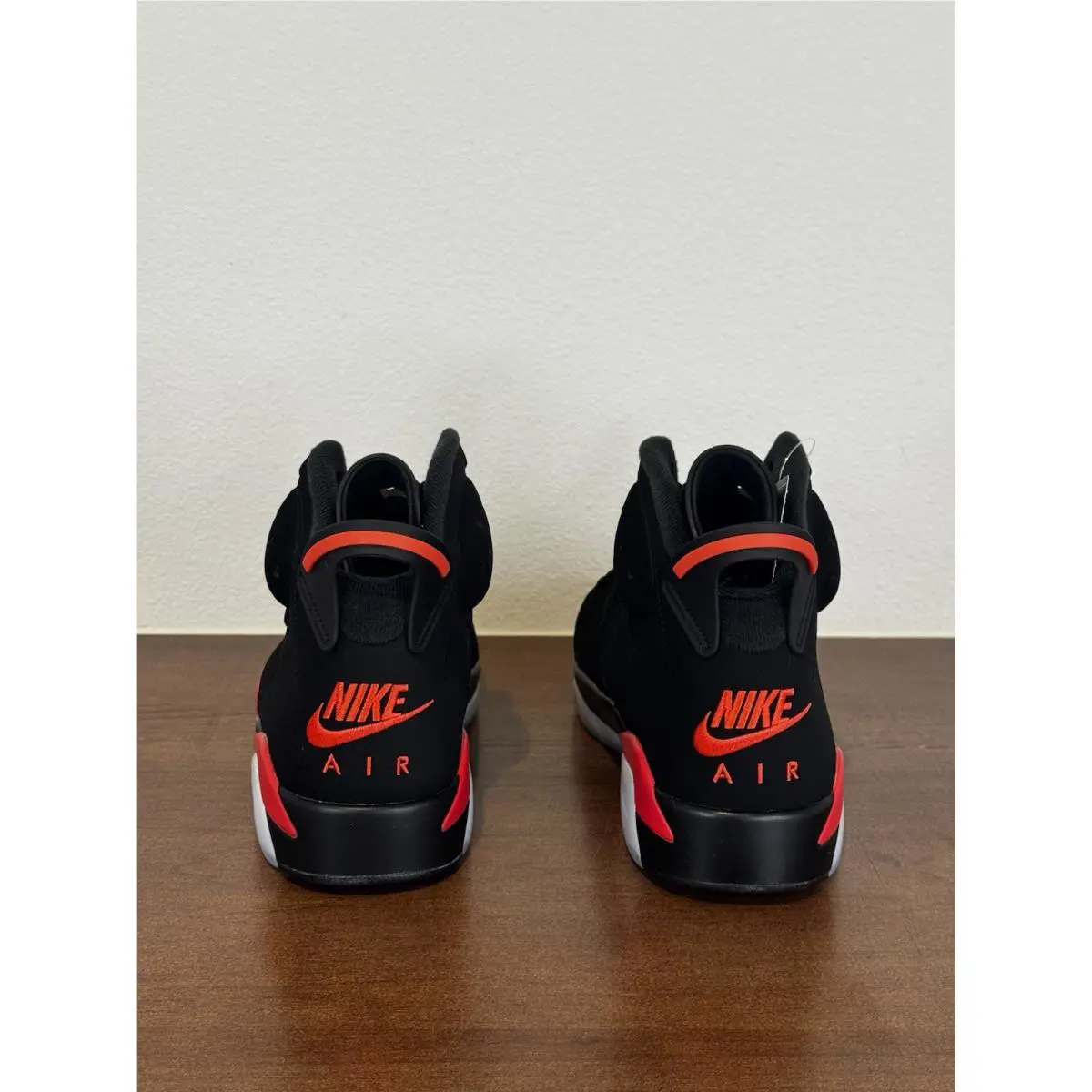 Nike shoes - Retro 6 - Retro - Multicolor 4