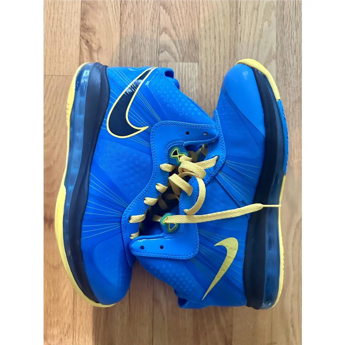 Nike shoes - Nike LeBron 8 V/2 - LeBron - 429676-401 - Blue, Manufacturer: Photo Blue/Black/Tour Yellow 2