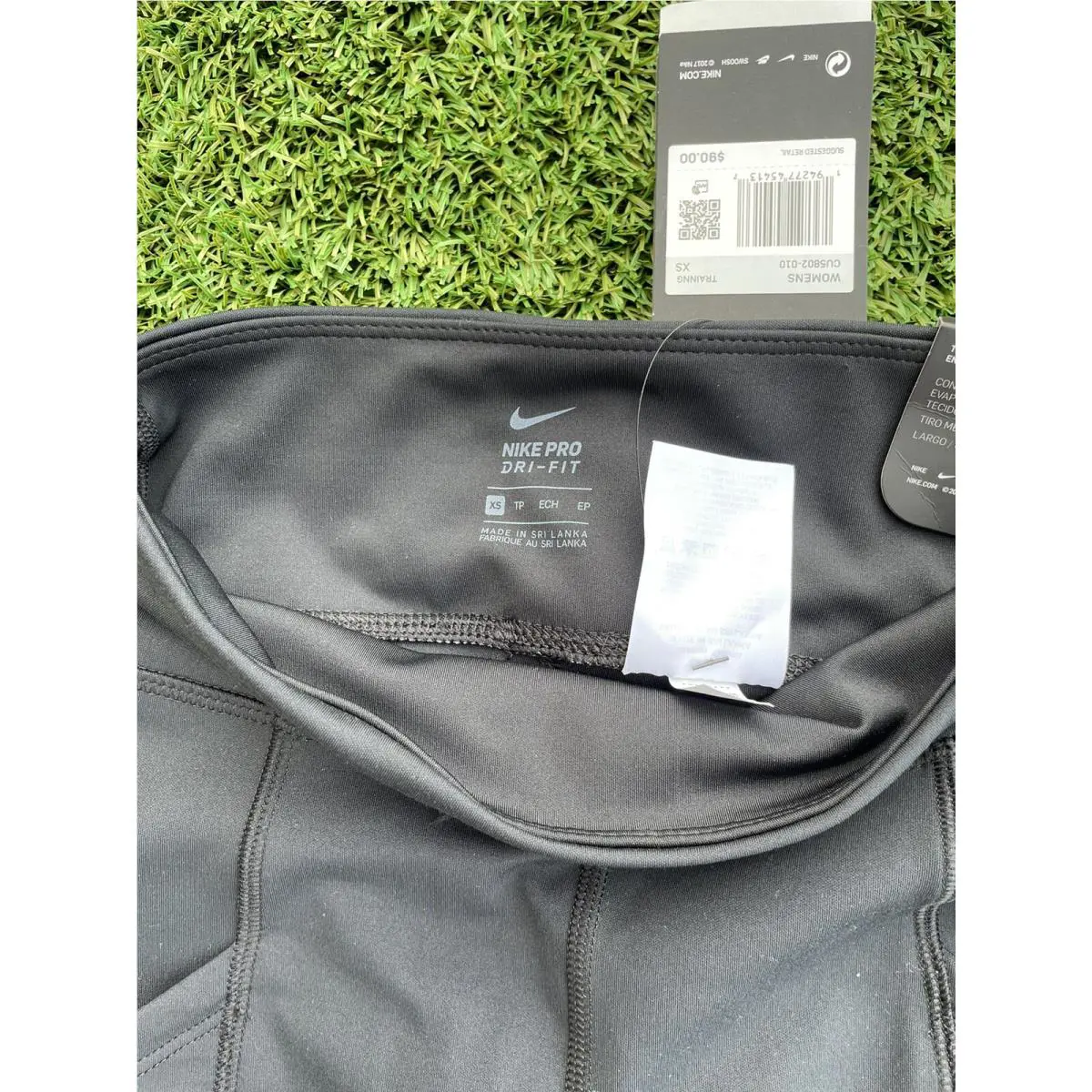 Nike clothing - Pro Luxe - Pro Luxe - Black (UPC: 194277454137) 9