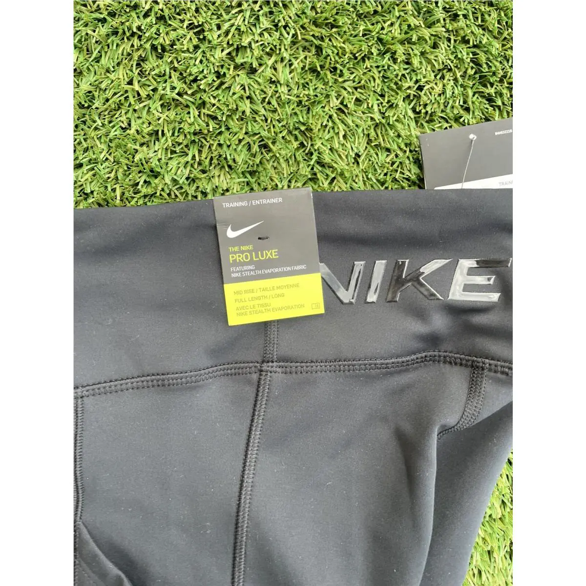 Nike clothing - Pro Luxe - Pro Luxe - Black (UPC: 194277454137) 4