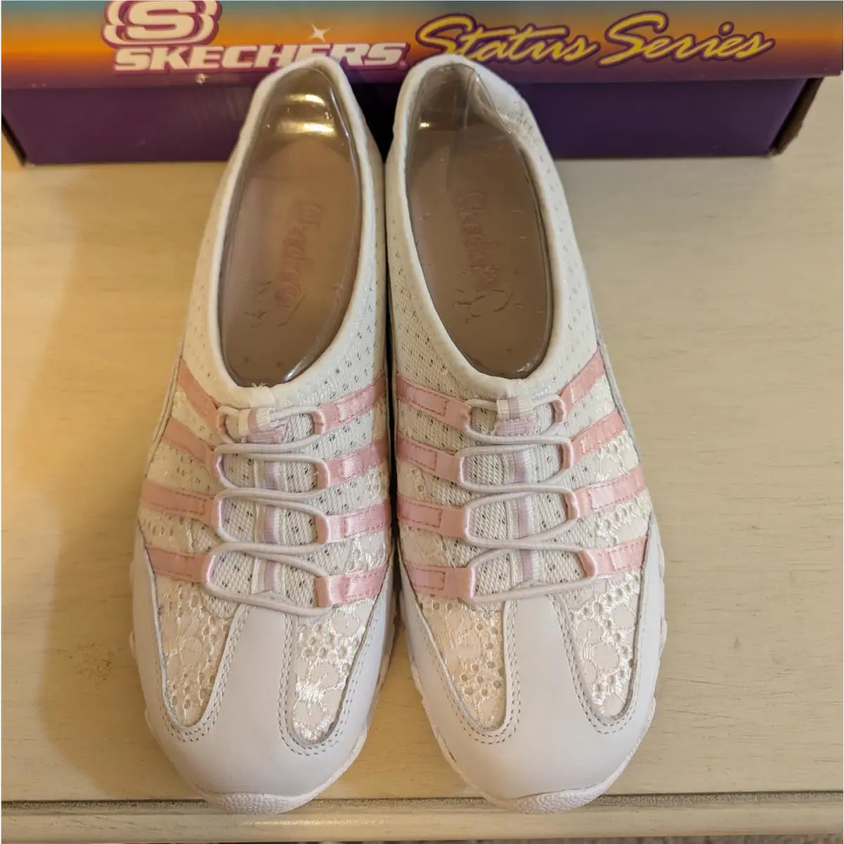 Skechers shoes - White and pink 0
