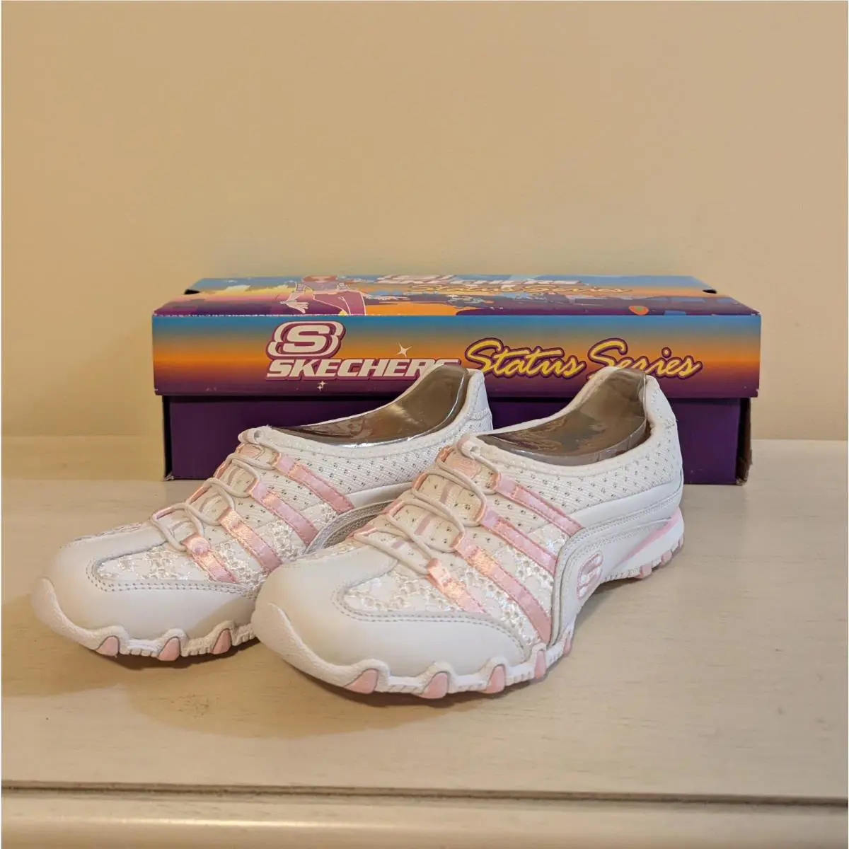 Skechers shoes - White and pink 5