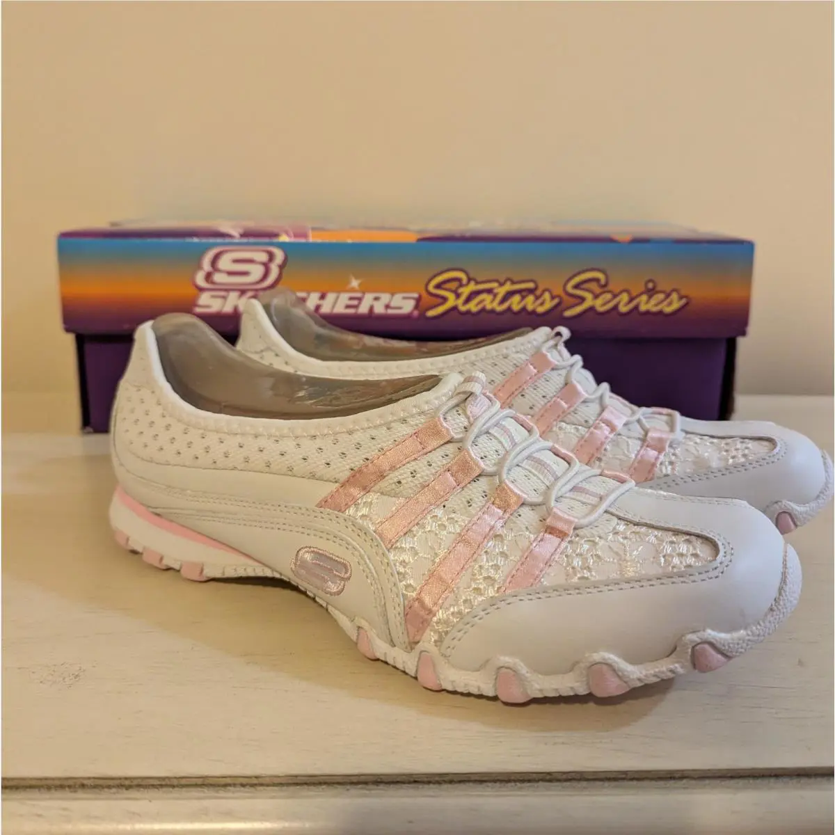 Skechers shoes - White and pink 6