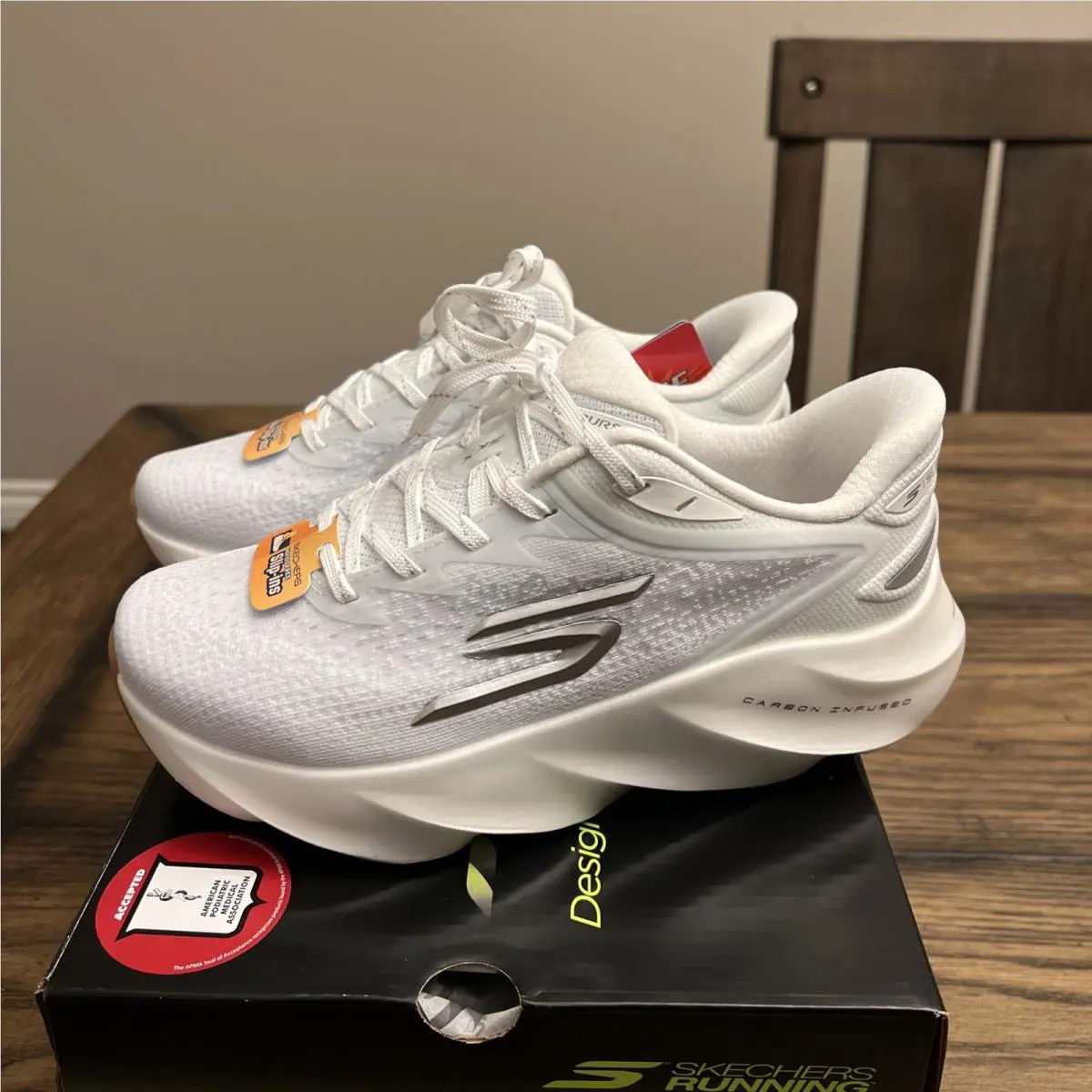 Skechers shoes - Aero Burst - Aero Burst - White 1