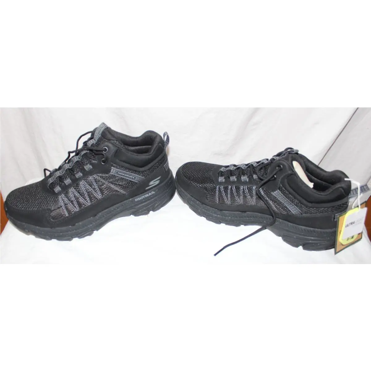 Skechers shoes - Skechers Go Run - Run - Black (UPC: 197976846838) 1