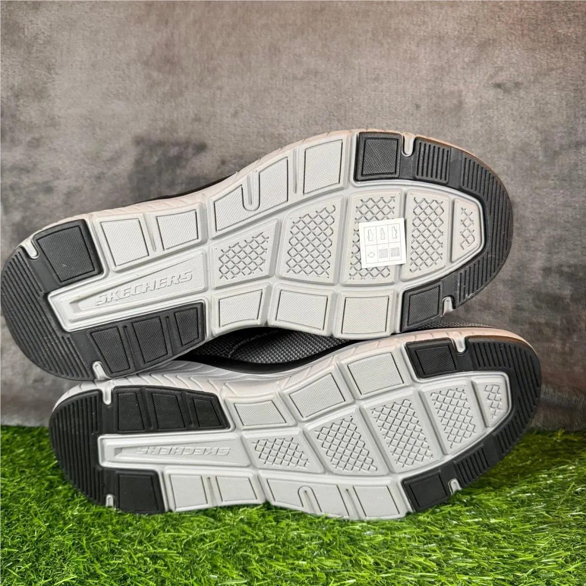 Skechers shoes - Black 8