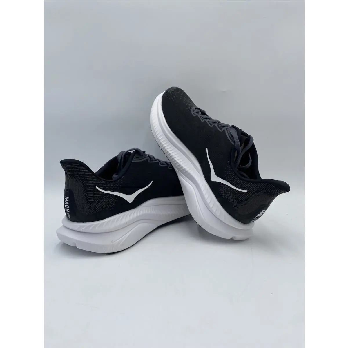 Hoka shoes - Hoka One One Mach 6 - Black 6