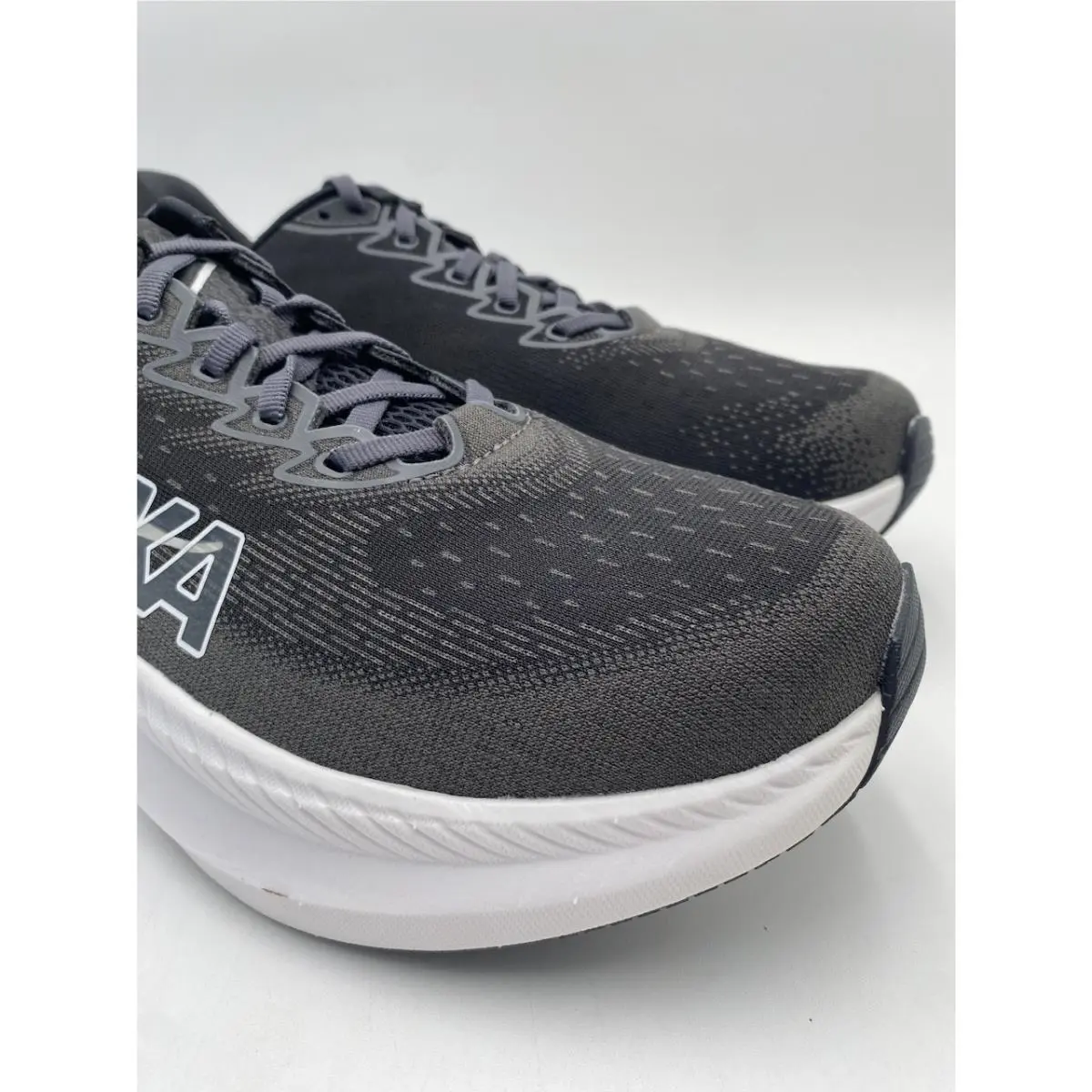 Hoka shoes - Hoka One One Mach 6 - Black 10
