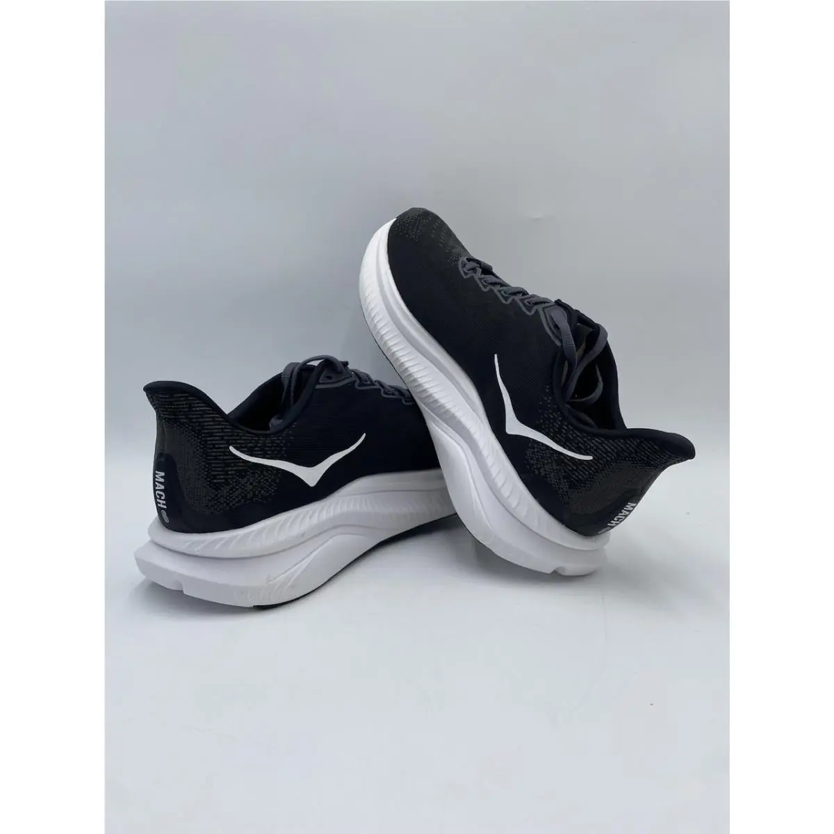 Hoka shoes - Hoka One One Mach 6 - Black 16