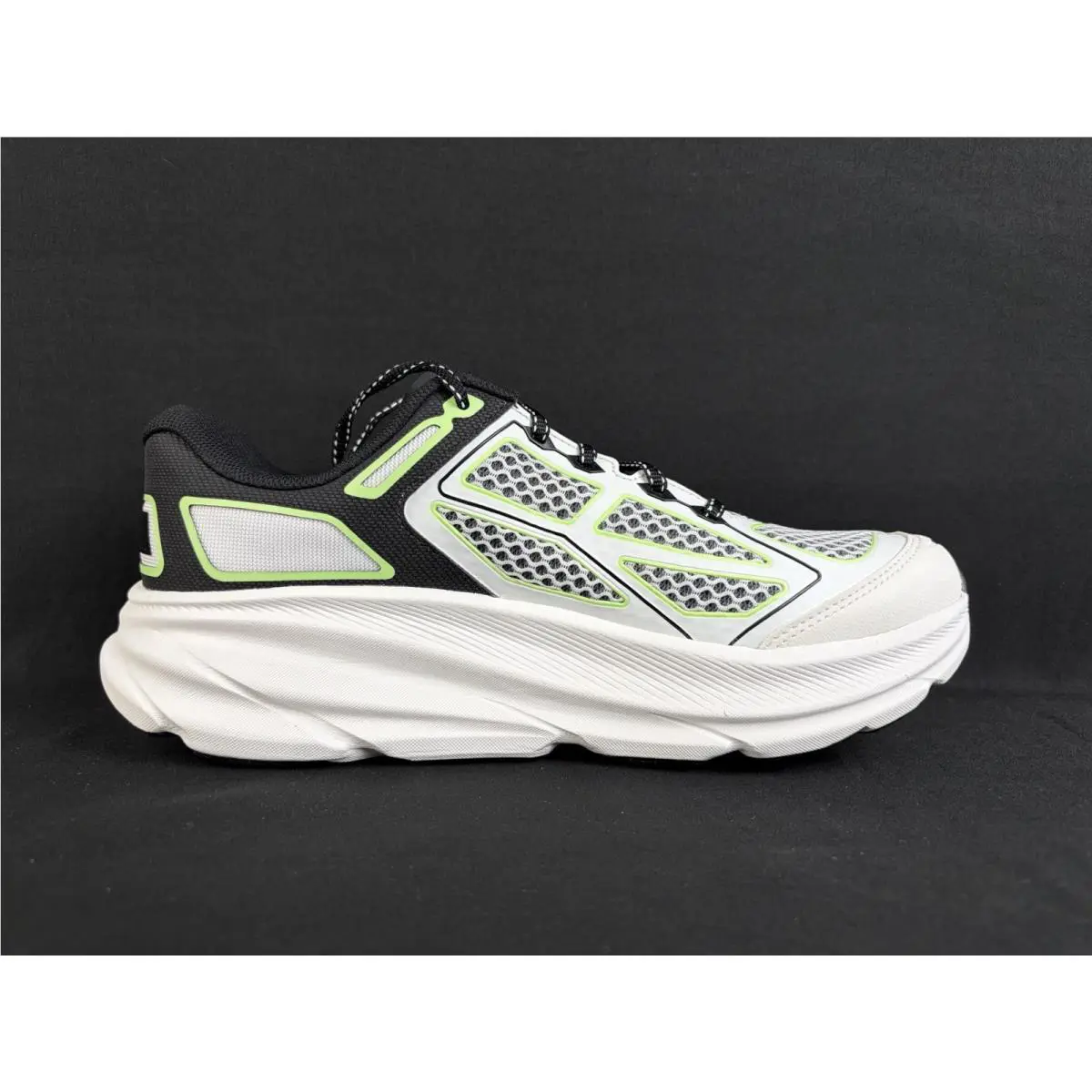 Hoka shoes - Hoka One One Clifton 9 - 1155370 - White 1