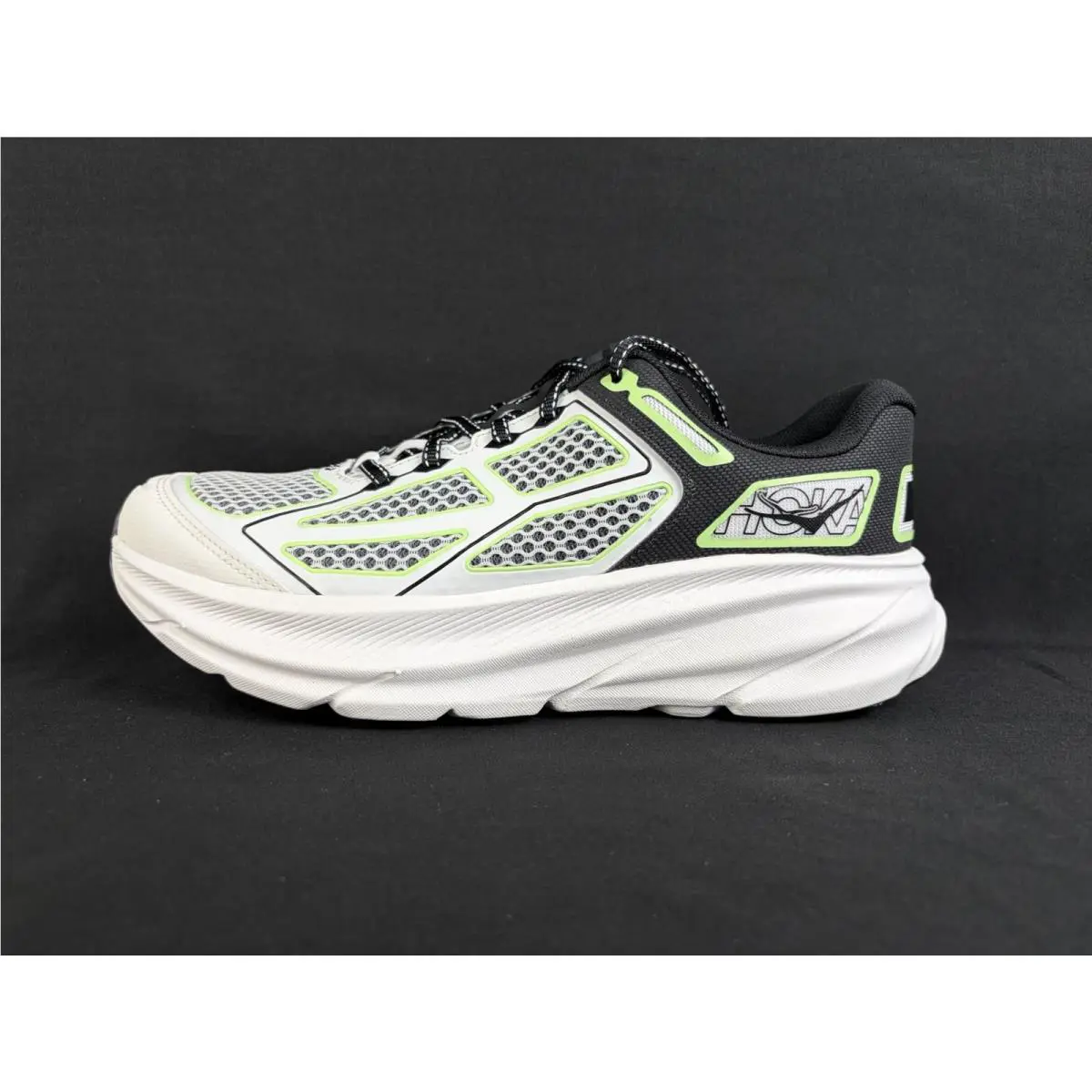 Hoka shoes - Hoka One One Clifton 9 - 1155370 - White 8