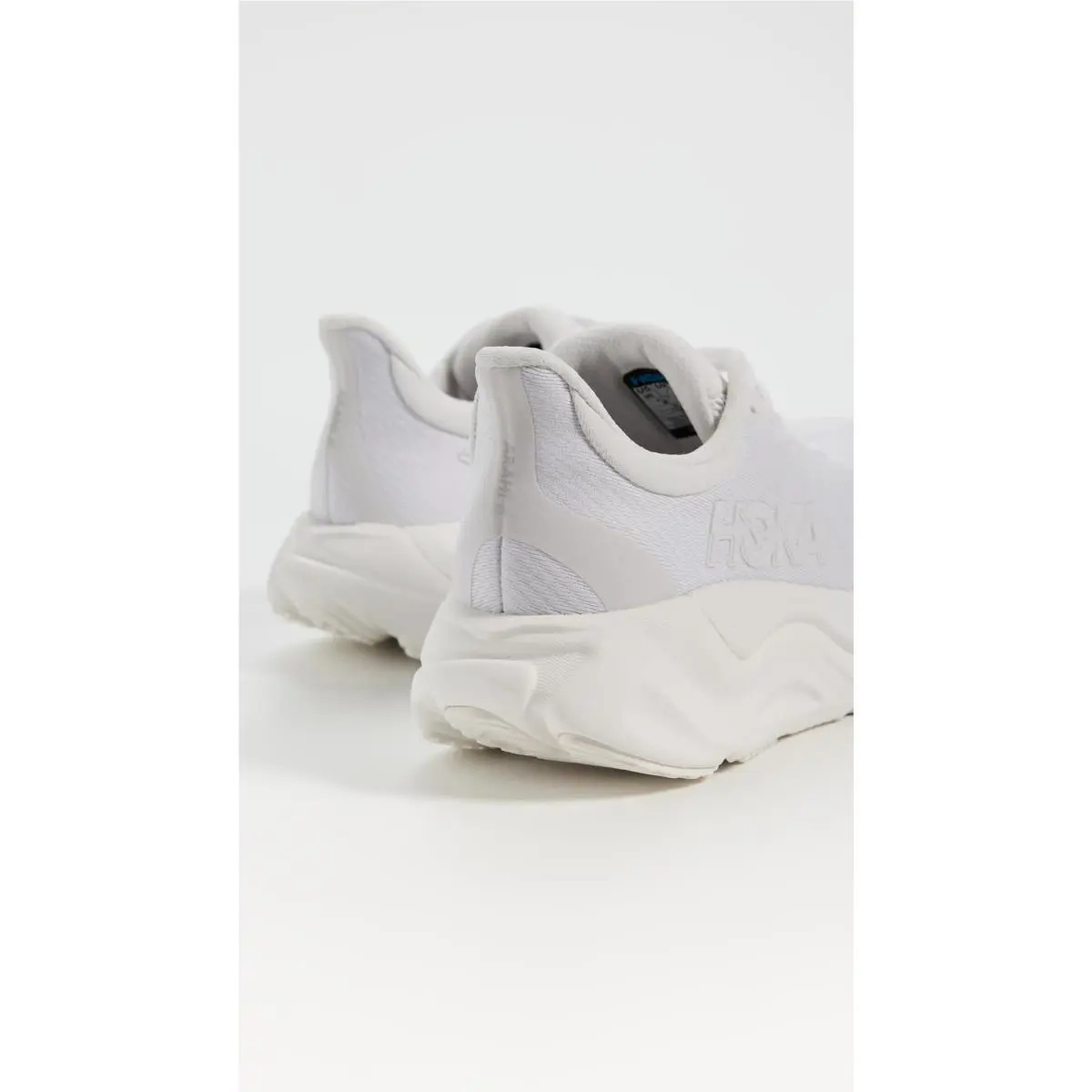 Hoka shoes - Blush/Rose Latte 33