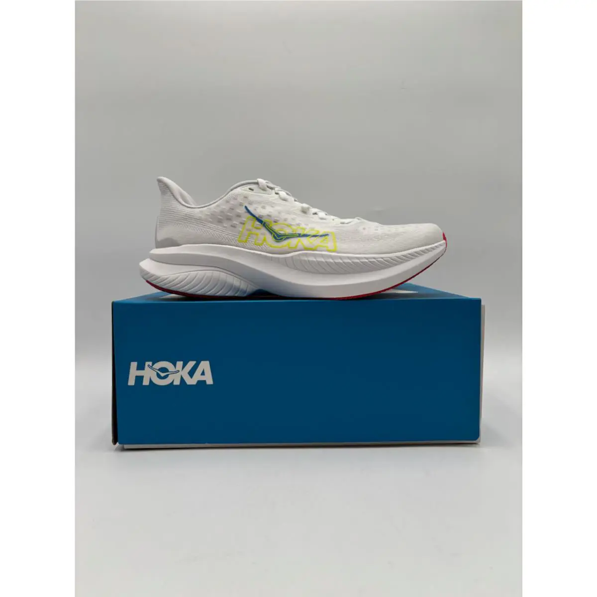 Hoka shoes - Hoka One One Mach 6 - 1147790 - White 8