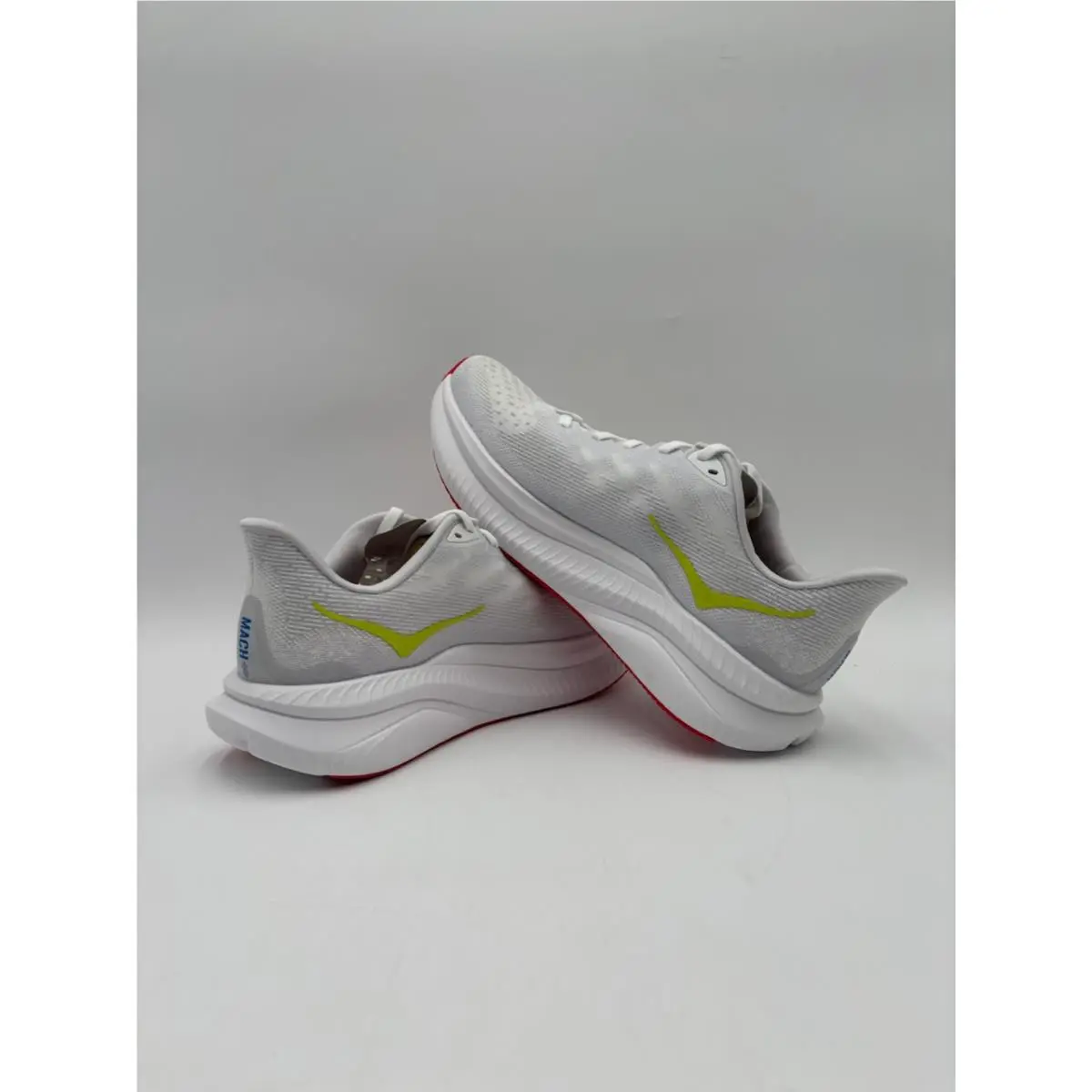 Hoka shoes - Hoka One One Mach 6 - 1147790 - White 16