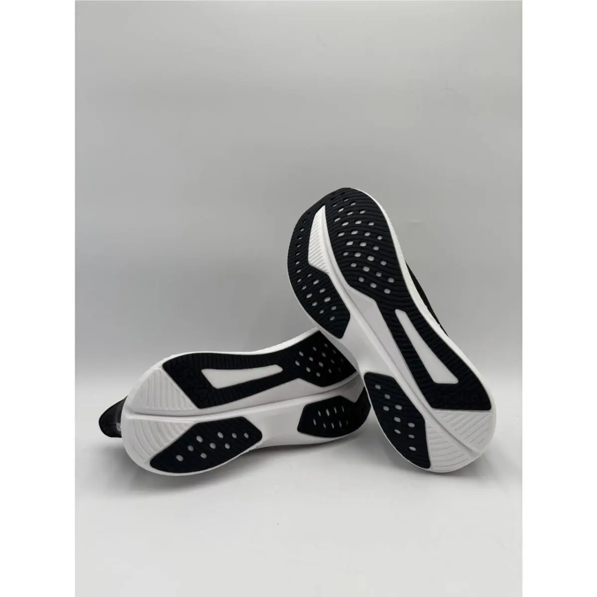 Hoka shoes - Hoka One One Mach - One One Mach - 1147810 - Black 7