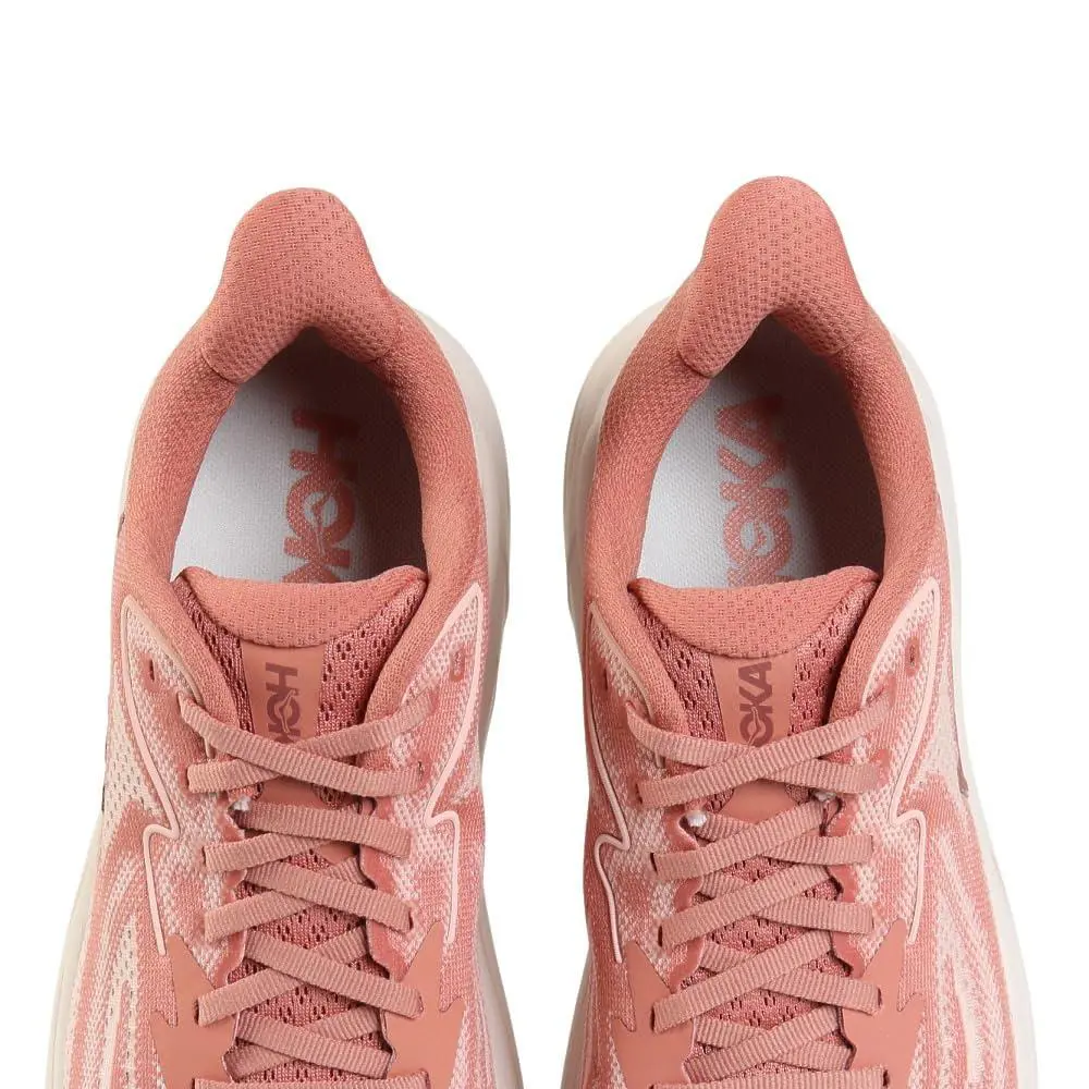 Hoka shoes - Blush/Rose Latte 6