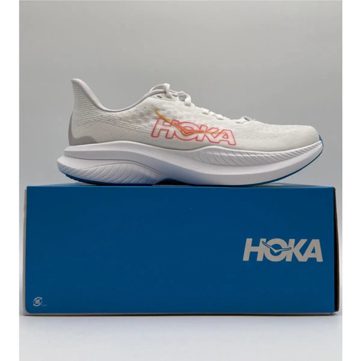 Hoka shoes - Hoka One One Mach - One One Mach - 1147810 - White 8