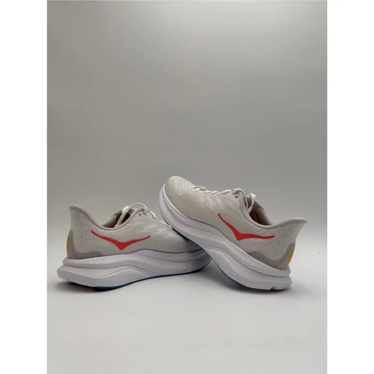 Hoka shoes - Hoka One One Mach - One One Mach - 1147810 - White 16